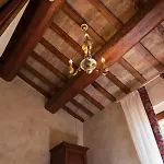 Di Montegiove イン *